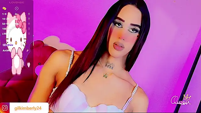 Snapshot of Kiimk_ chatting on December 14, 6:41 am Kiimk online show from December 14, 6:41 am