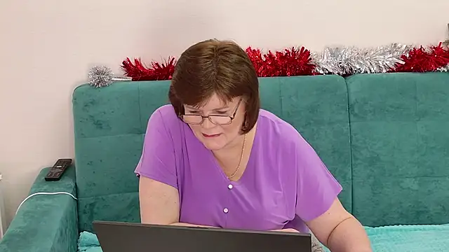 Sandra Sunrise online show from December 21, 12:01 pm