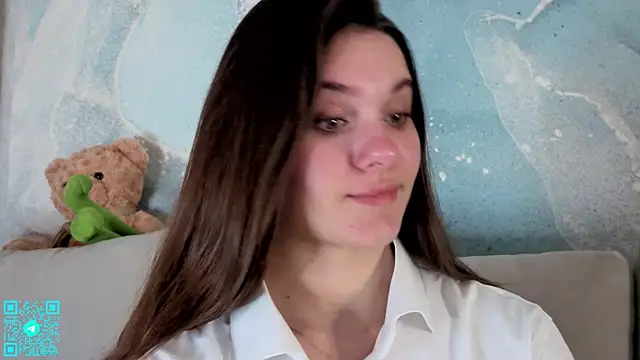 chloemilka online show from May 29, 6:28 pm
