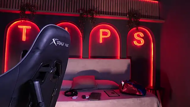 Roma hells online show from September 8, 6:40 pm