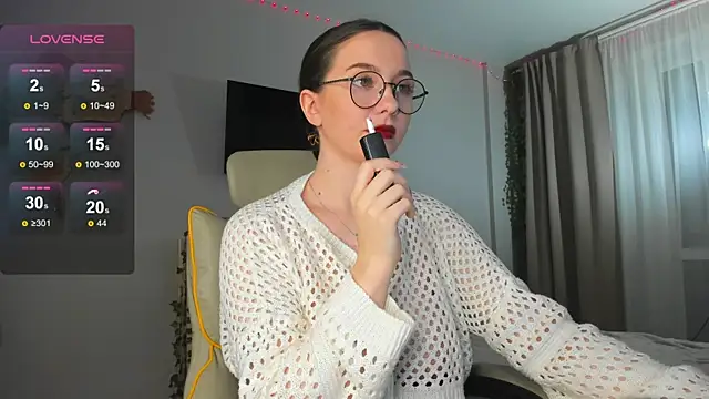 wwow meow online show from December 16, 10:53 am