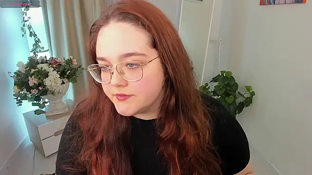 Snapshot of Neko_Moor chatting on October 16, 8:32 pm Neko Moor online show from October 16, 8:32 pm