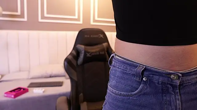 Ethan occonor online show from March 4, 11:49 am