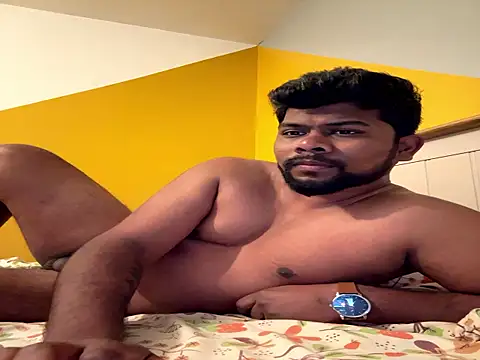 Snapshot of CrazyShashank chatting on December 23, 7:28 am CrazyShashank online show from December 23, 7:28 am