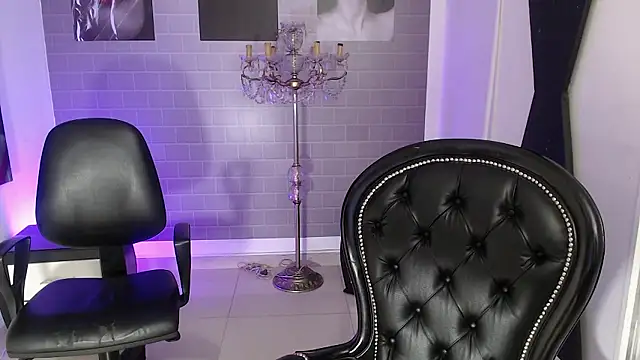 aleesha cameron02 online show from January 17, 7:17 pm