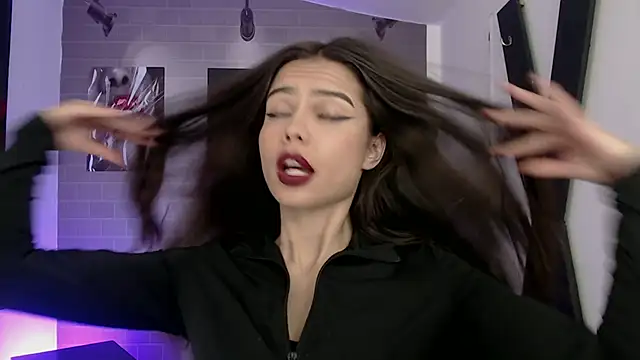 aleesha cameron02 online show from March 6, 7:21 pm