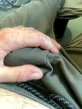 Snapshot of Marius1991 chatting on October 20, 7:20 am Marius1991 online show from October 20, 7:20 am