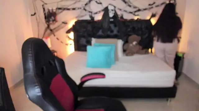 LolaVillalobos online show from October 19, 3:12 pm