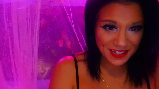 ovmilf online show from December 16, 11:04 am