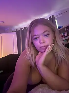 KaylaTrudi online show from October 19, 3:34 pm