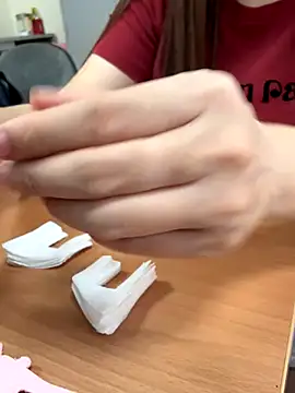Snapshot of PhuongNhi21 chatting on September 30, 2:05 am PhuongNhi21 online show from September 30, 2:05 am
