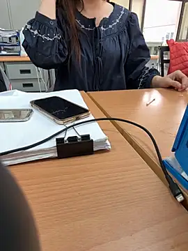 PhuongNhi21 online show from November 14, 12:31 am