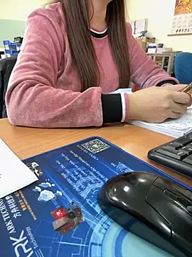 PhuongNhi21 online show from November 20, 1:06 am