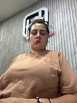 Snapshot of megvibes chatting on October 30, 12:56 am megvibes online show from October 30, 12:56 am