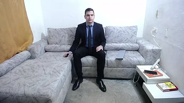 Victor Maitland online show from October 21, 7:47 pm