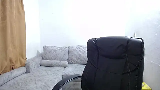 Victor Maitland online show from April 3, 8:51 pm