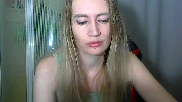 JessFoxxx online show from February 16, 3:46 am