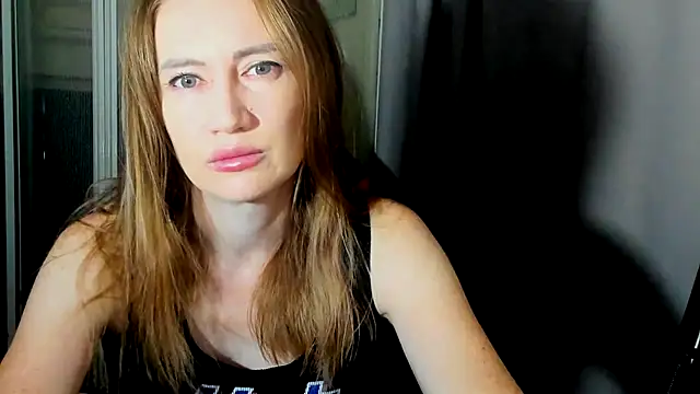 JessFoxxx online show from July 27, 1:45 am