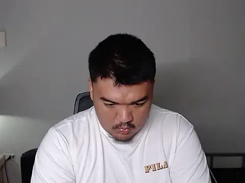 Snapshot of arthur_shelby2 chatting on December 16, 2:11 pm arthur shelby2 online show from December 16, 2:11 pm