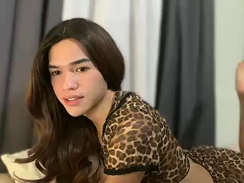lusciousgirlx online show from May 25, 8:15 pm