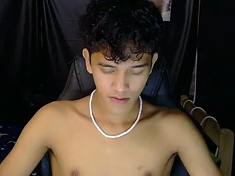 kenbigcockxx online show from March 18, 11:13 am