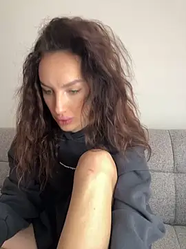 Snapshot of goodgirldevil chatting on November 13, 11:09 am goodgirldevil online show from November 13, 11:09 am