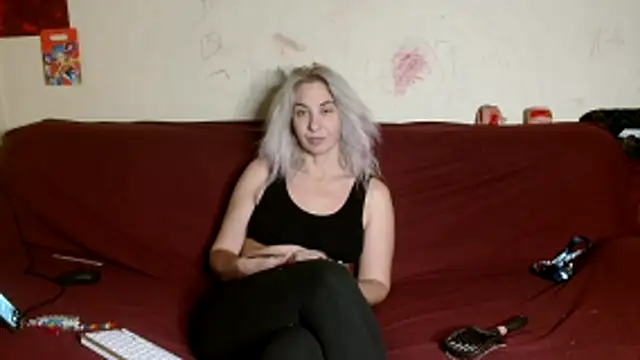 Snapshot of AsyaLulu chatting on November 19, 9:48 pm AsyaLulu online show from November 19, 9:48 pm