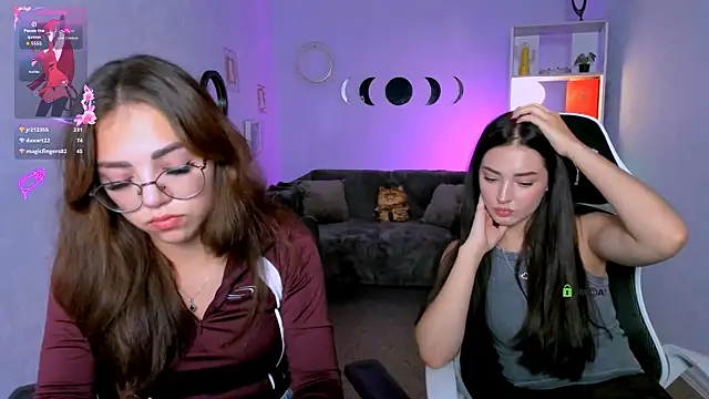 Snapshot of miki-niki chatting on September 22, 3:14 pm miki-niki online show from September 22, 3:14 pm