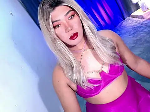 Snapshot of bigfattycocksonya27 chatting on July 2, 2:22 am bigfattycocksonya27 online show from July 2, 2:22 am