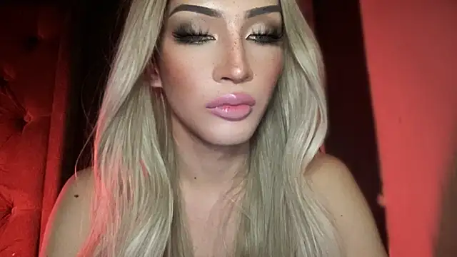 Alicegreenexx online show from July 24, 2:42 am