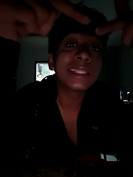 Snapshot of clasperhancock chatting on October 30, 3:24 pm clasperhancock online show from October 30, 3:24 pm