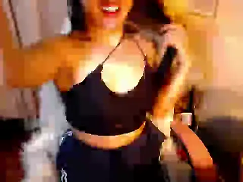 urmidnightcravingsxx online show from May 9, 8:14 pm