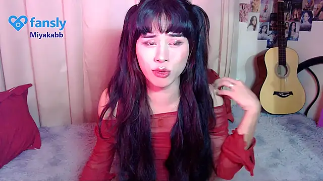 chakababe online show from April 8, 10:10 pm