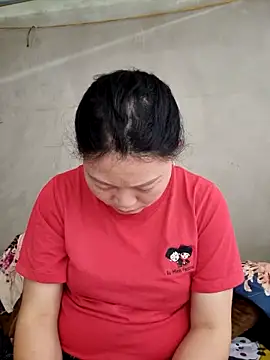 yoowwmr online show from December 3, 3:14 am