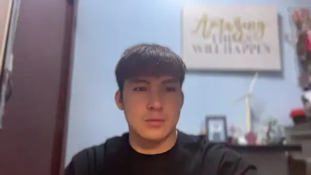 Snapshot of lovely_jay chatting on October 22, 9:14 pm lovely jay online show from October 22, 9:14 pm