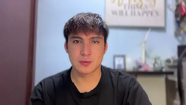 Snapshot of lovely_jay chatting on October 30, 4:52 pm lovely jay online show from October 30, 4:52 pm