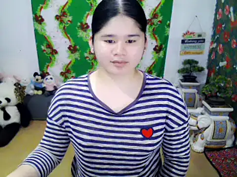 skinnygirl 69 online show from December 4, 4:48 pm