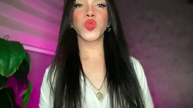 Misselliefayexxx online show from March 16, 1:22 am