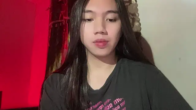 Snapshot of kat_mire chatting on October 31, 5:03 pm kat mire online show from October 31, 5:03 pm