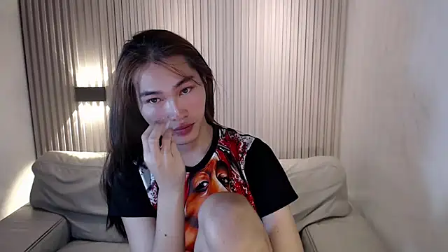 Snapshot of lovelychanel69xx chatting on December 16, 12:15 am lovelychanel69xx online show from December 16, 12:15 am