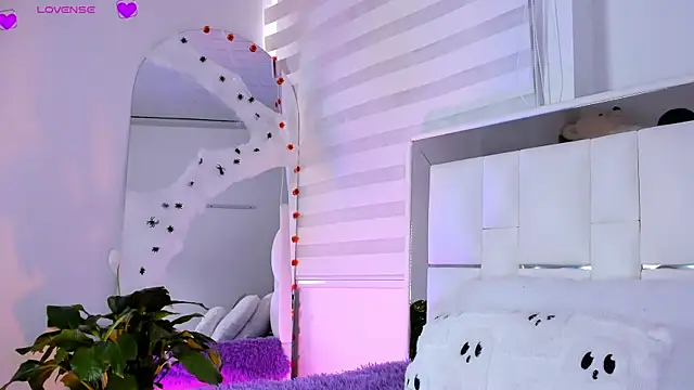 sara goddess01 online show from October 29, 7:04 pm