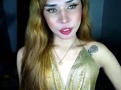 Hotfuckingprincessx online show from April 15, 2:13 pm