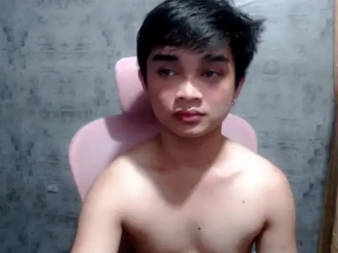 Snapshot of sexysam14 chatting on June 30, 4:52 pm sexysam14 online show from June 30, 4:52 pm