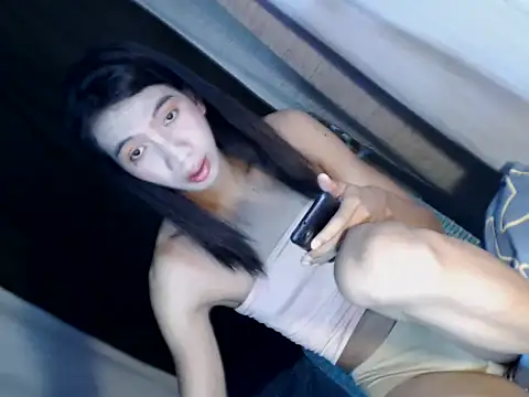 xyourdreamtrans online show from October 3, 6:32 am