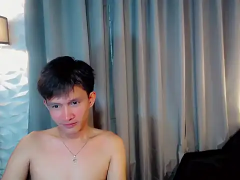 Snapshot of prince_elaijah chatting on January 10, 8:16 am prince elaijah online show from January 10, 8:16 am