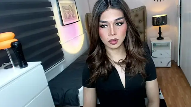 solana imani online show from October 17, 2:41 pm