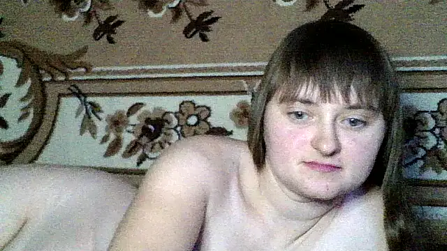 Snapshot of LuckyLust11 chatting on October 11, 3:21 pm LuckyLust11 online show from October 11, 3:21 pm