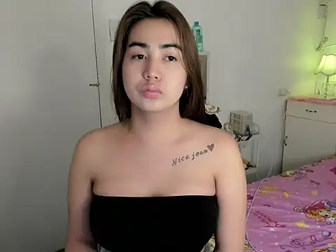 Snapshot of Alovelydoll_nica chatting on July 17, 1:23 am Alovelydoll nica online show from July 17, 1:23 am