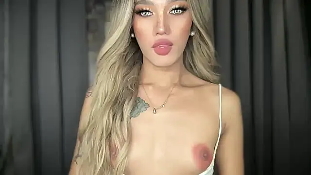Snapshot of Lust-sluttymira chatting on November 30, 3:49 pm Lust-sluttymira online show from November 30, 3:49 pm