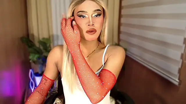 Snapshot of _tipsandchips chatting on September 20, 6:31 pm tipsandchips online show from September 20, 6:31 pm